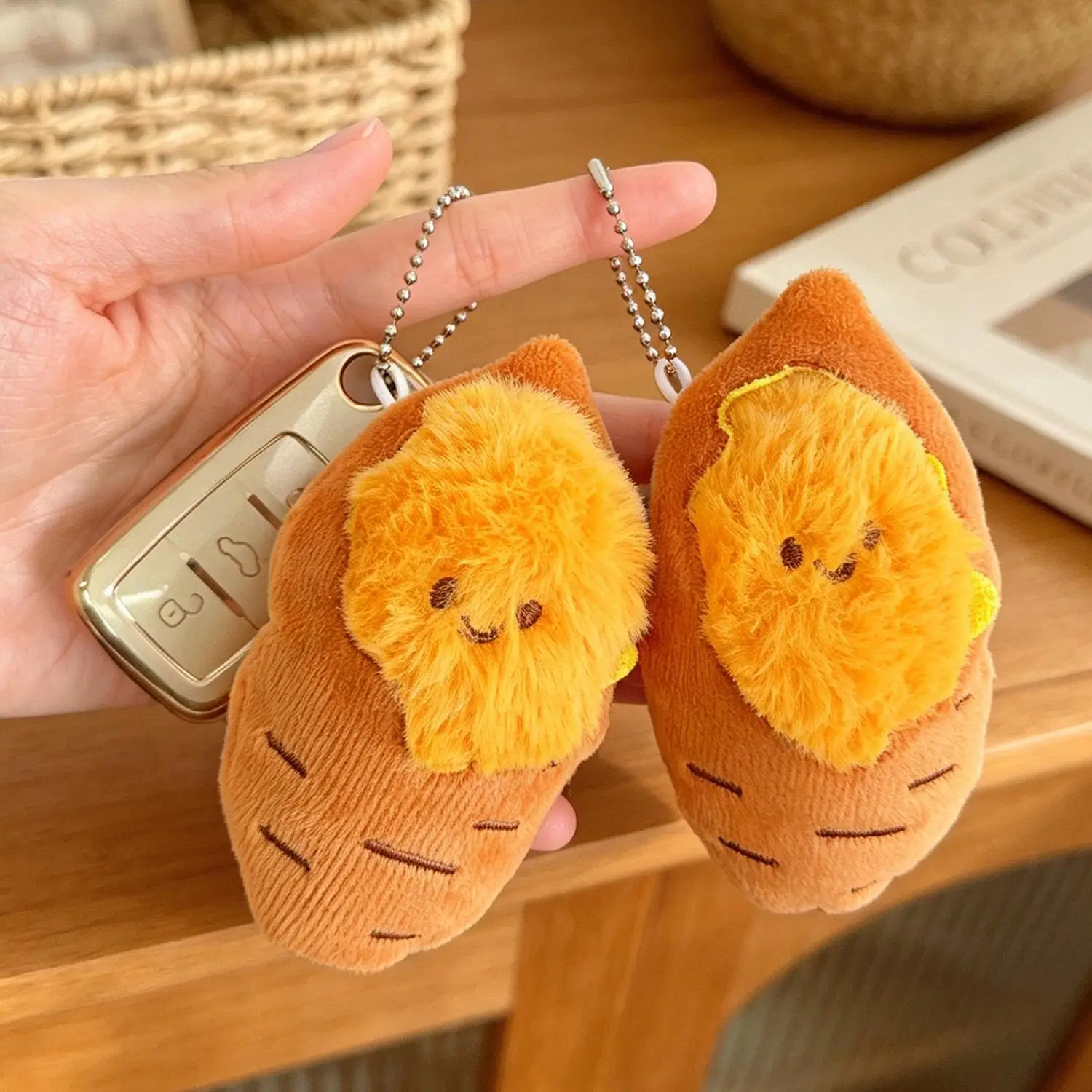 1/5 Buah Gantungan Kunci Ubi J - Gaming Console Keychain ulasan dan harga